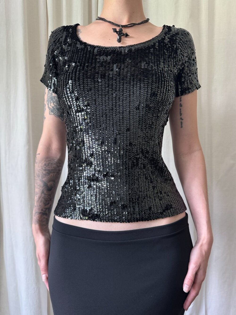 Oscar de la Renta Petite Black Sequin Short Sleeve Shirt Women's Size Small Y2K